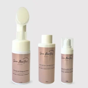 kit pele perfeita contém um mousse de limpra, um refil mousse de limpeza e um hidratante
